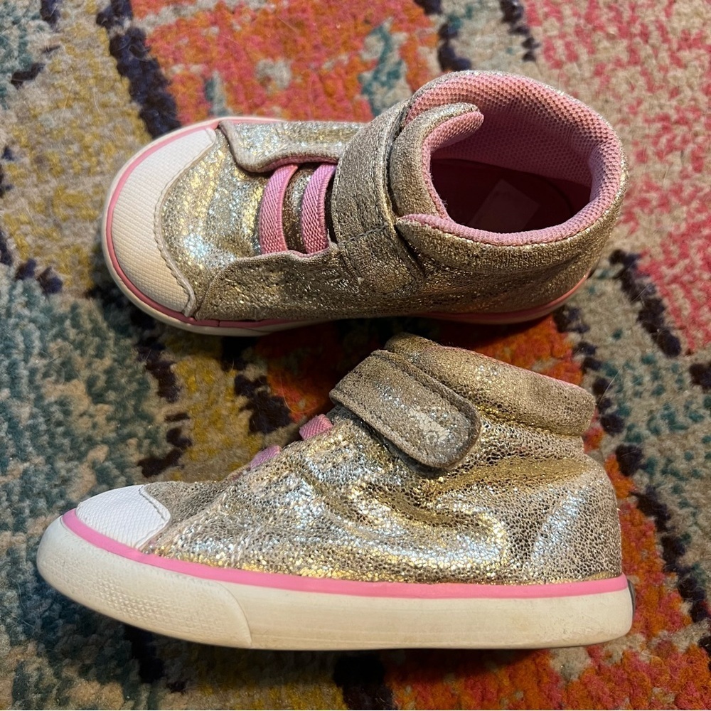 See kai run Drew Gold Shine size 6